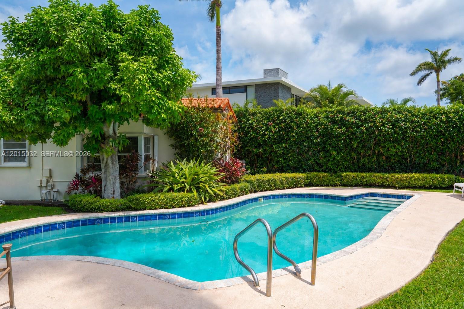 HIBISCUS ISLAND - Residential