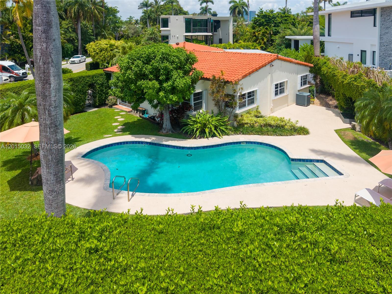 HIBISCUS ISLAND - Residential