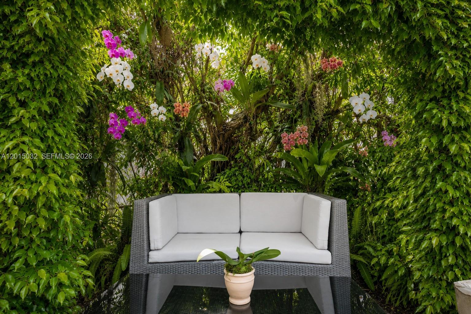 HIBISCUS ISLAND - Residential