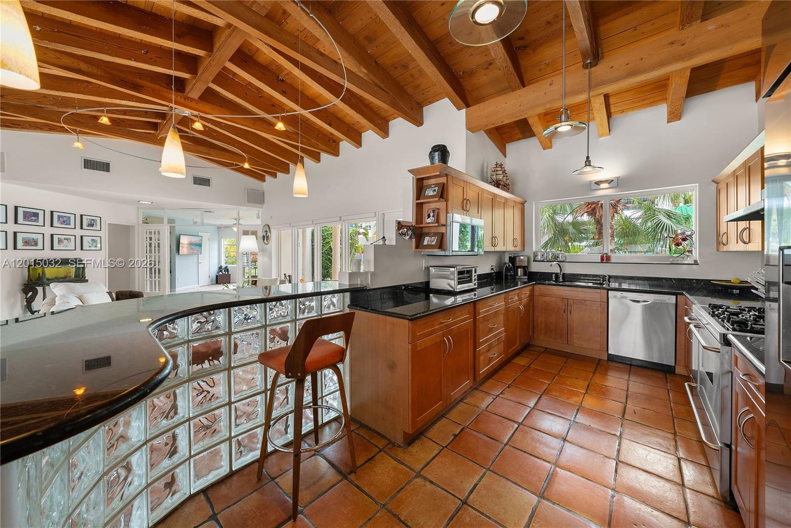 HIBISCUS ISLAND - Residential