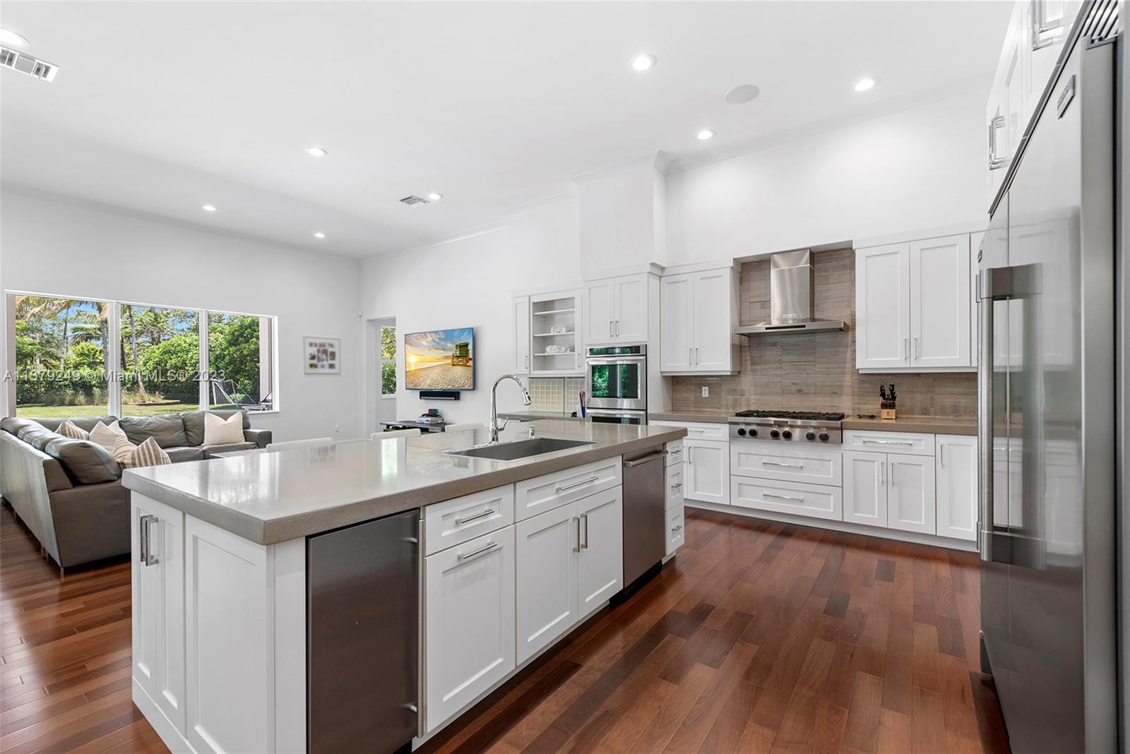 SUNILAND ESTATES - Residential