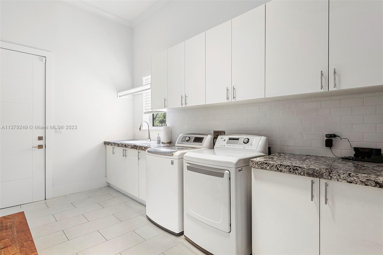 SUNILAND ESTATES - Residential