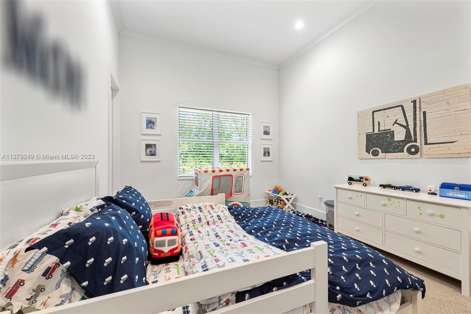 SUNILAND ESTATES - Residential