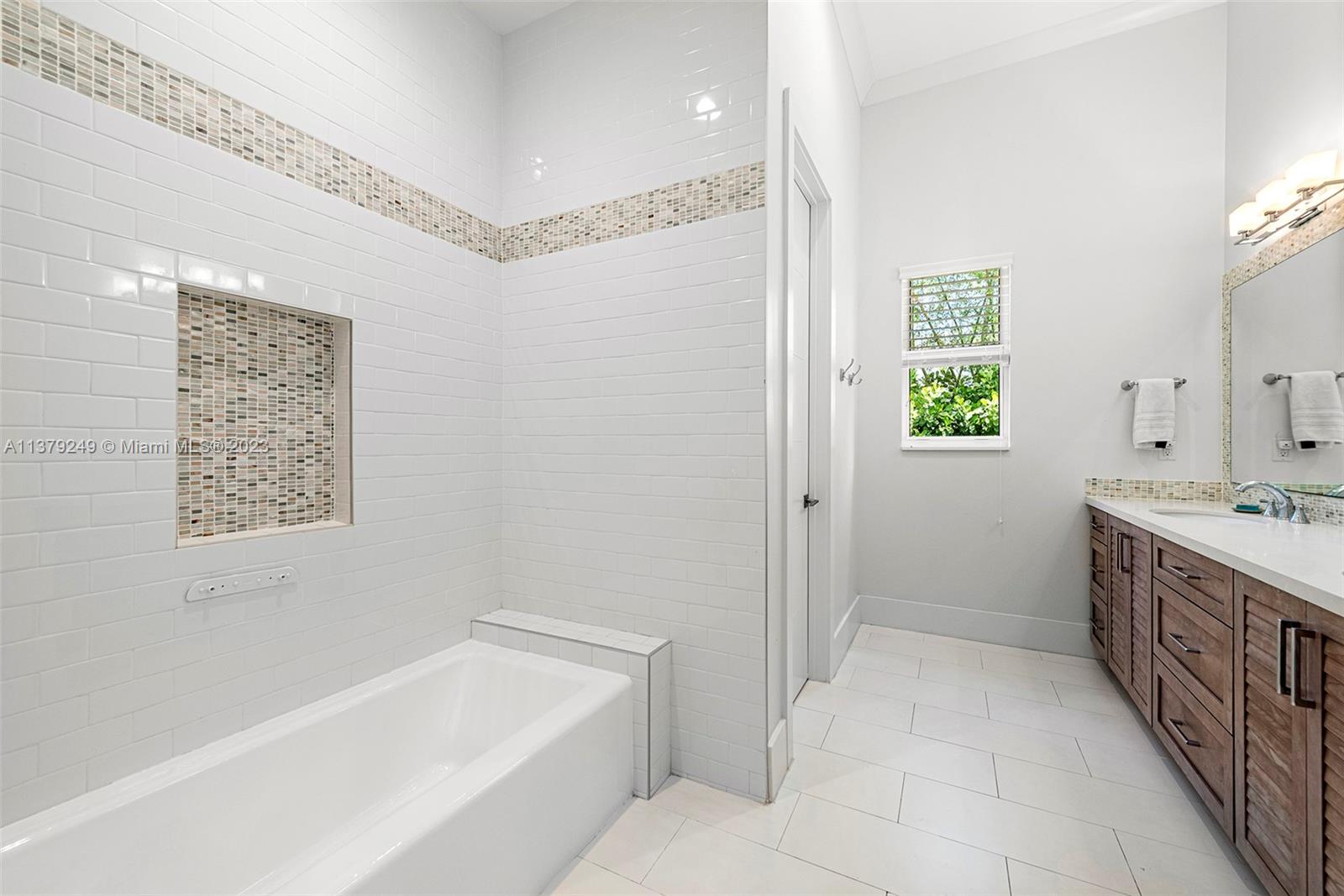 SUNILAND ESTATES - Residential