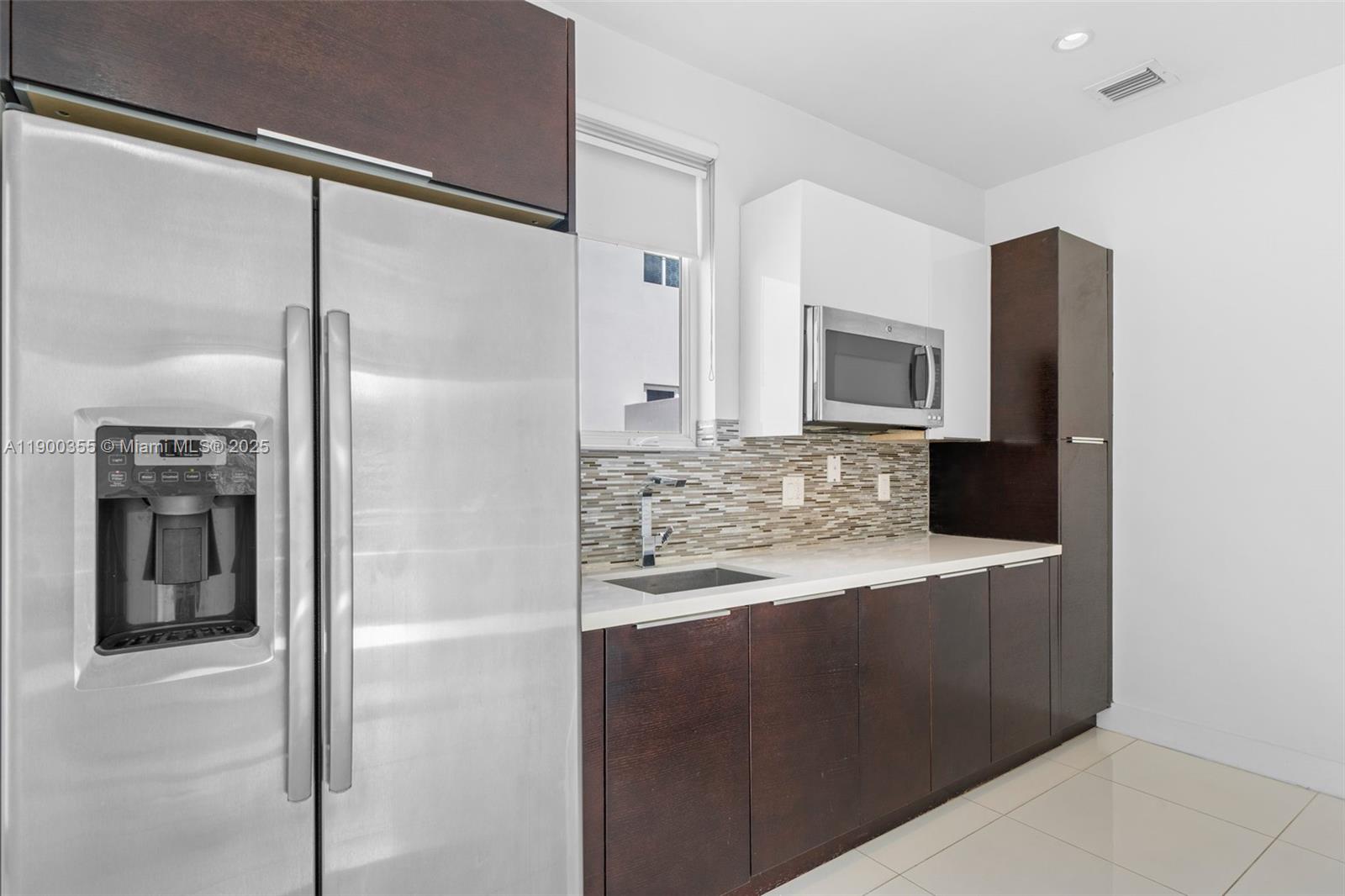 LANDMARK AT DORAL - Residential Lease