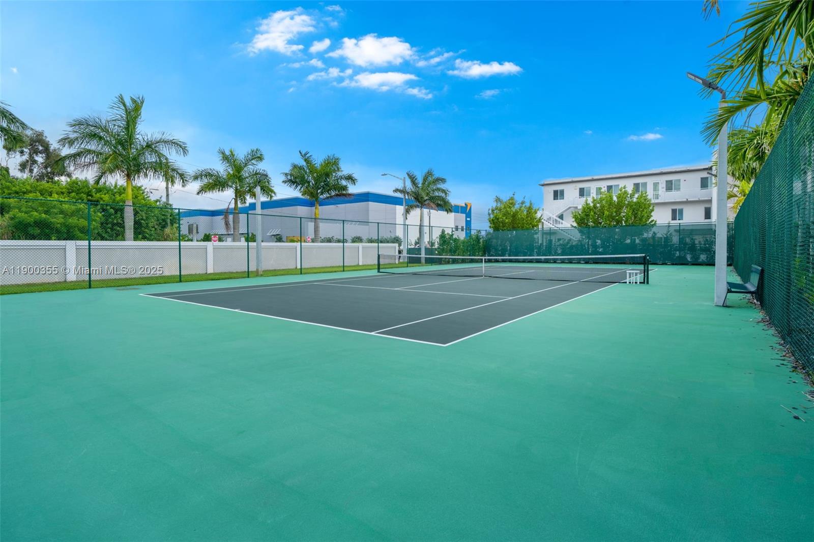 LANDMARK AT DORAL - Residential Lease