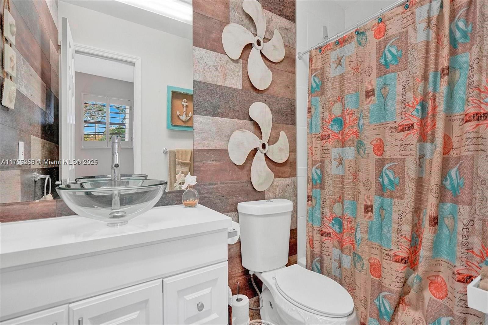 FICUS GARDENS CONDO - Residential