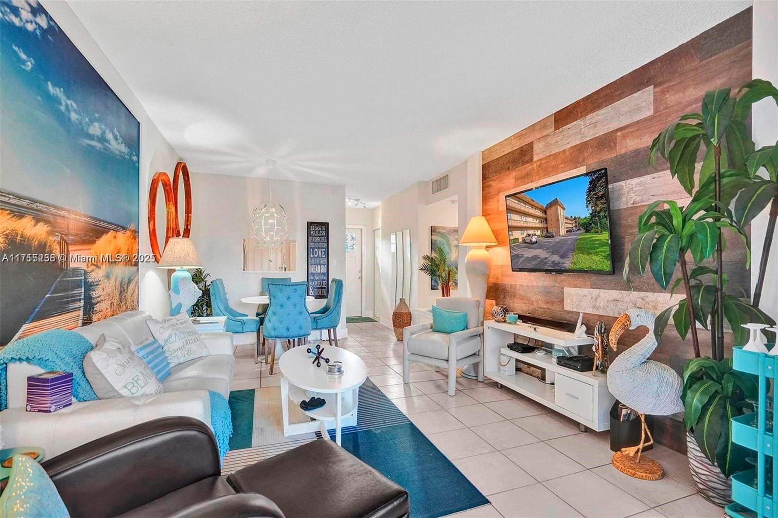 FICUS GARDENS CONDO - Residential