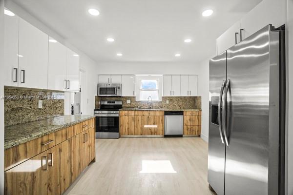 LLOYD ESTATES ADD CORR PL - Residential