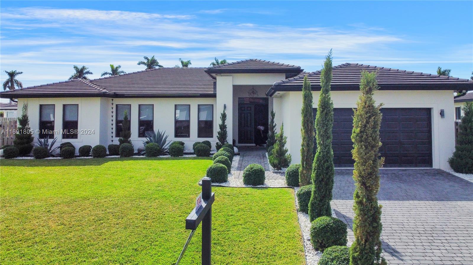 SOUTHERN COVE - Residential