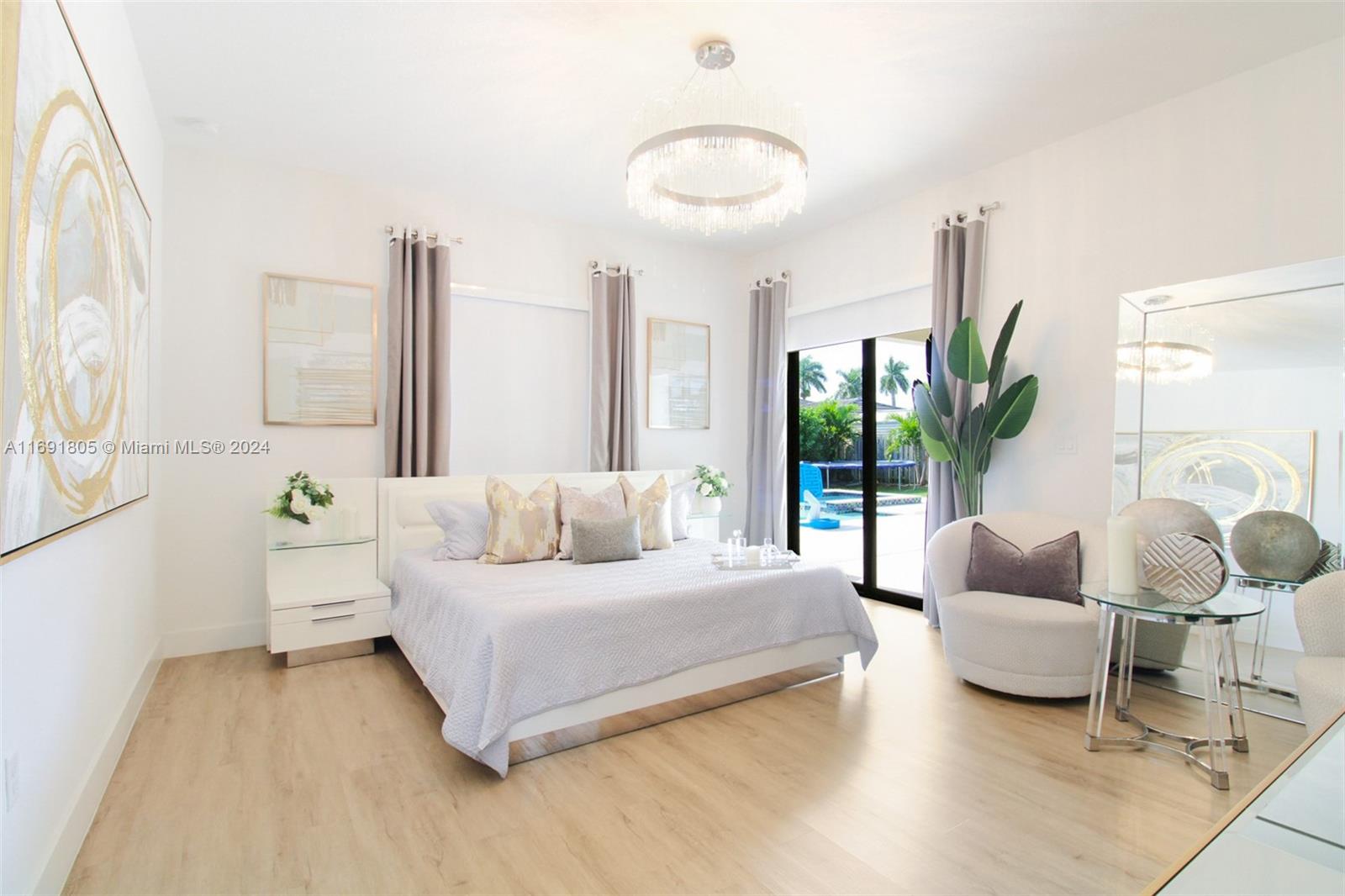 SOUTHERN COVE - Residential