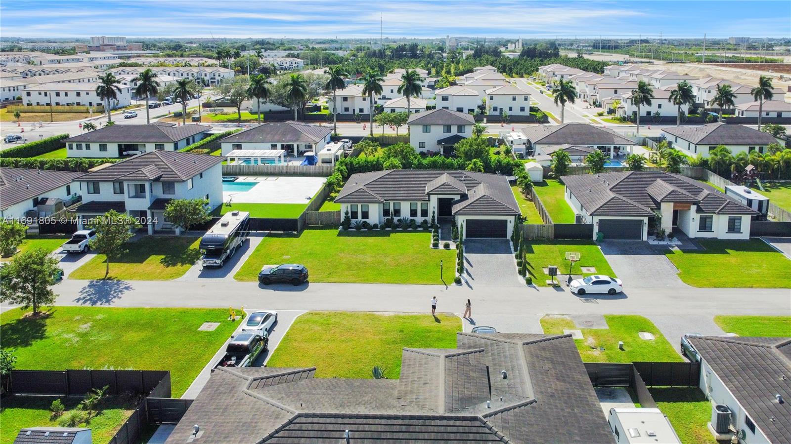 SOUTHERN COVE - Residential