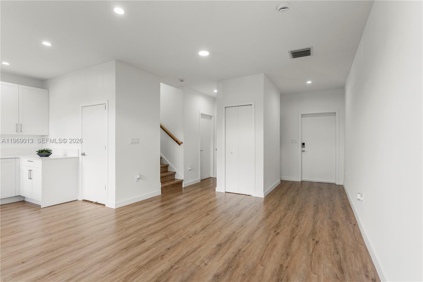 TWN OF FLA CITY - Residential Lease