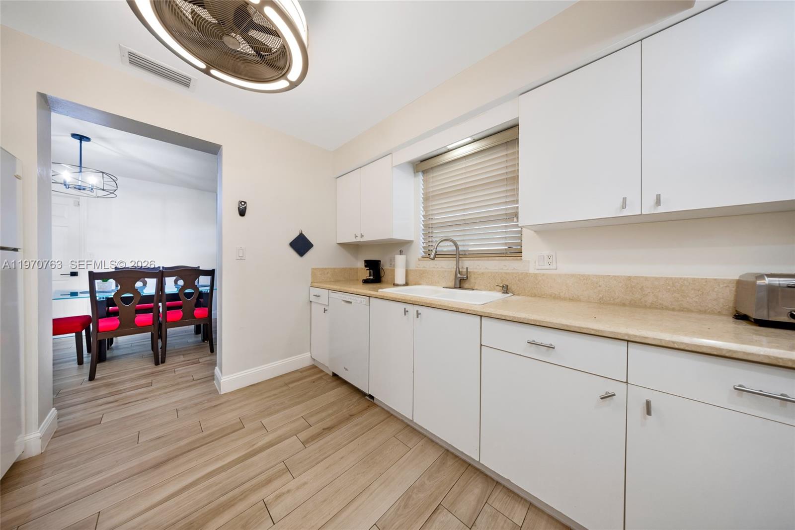 PARK ROAD MANOR - Residential