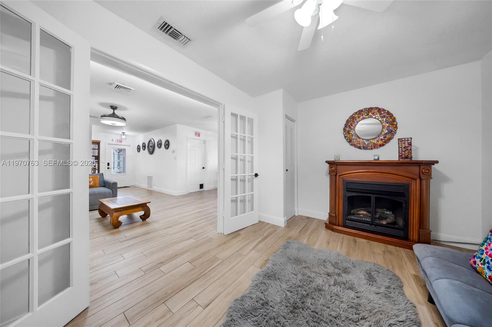 PARK ROAD MANOR - Residential