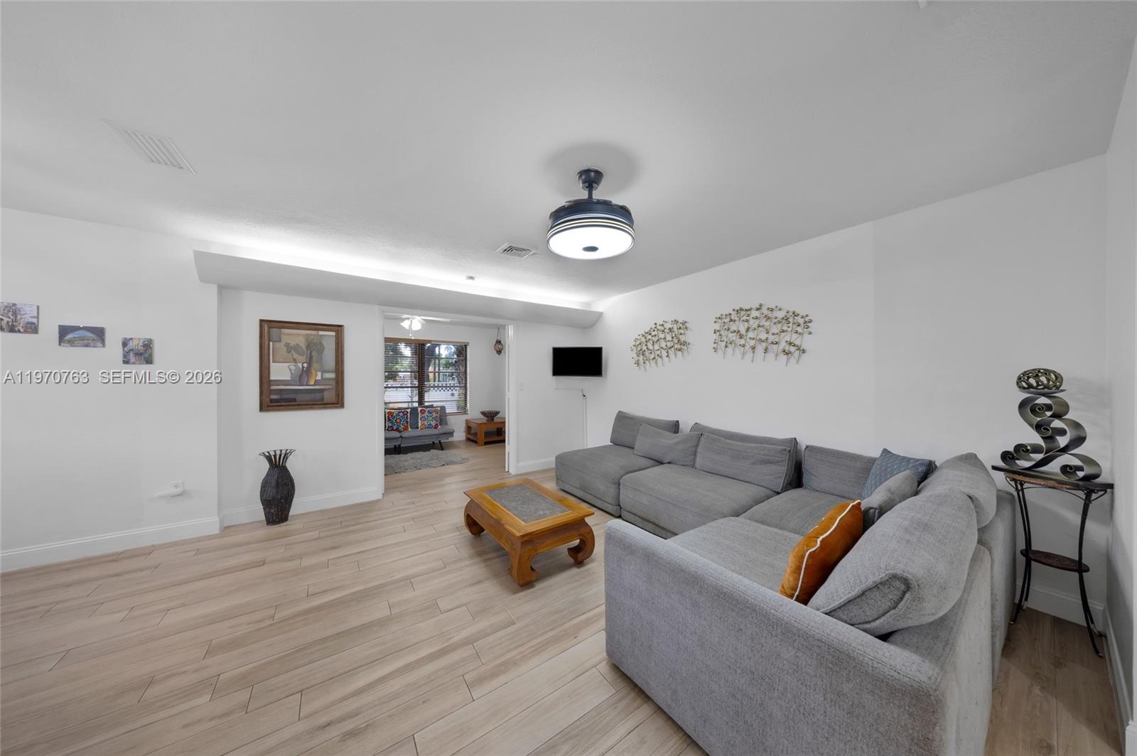 PARK ROAD MANOR - Residential