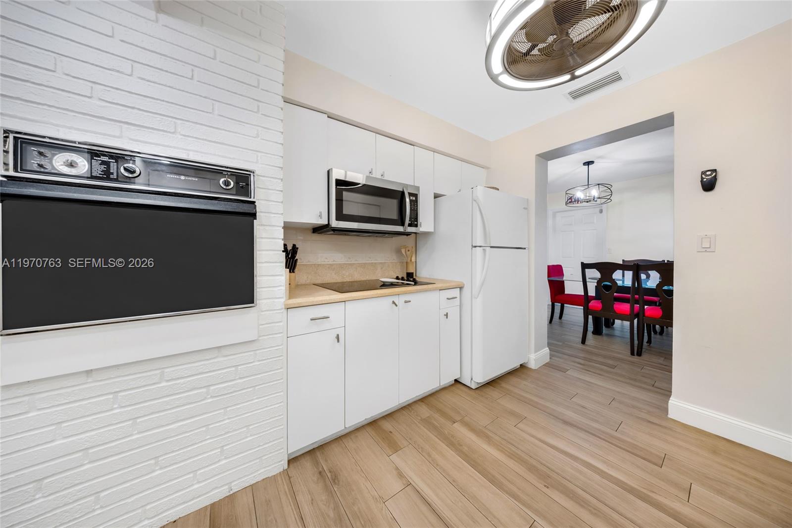 PARK ROAD MANOR - Residential