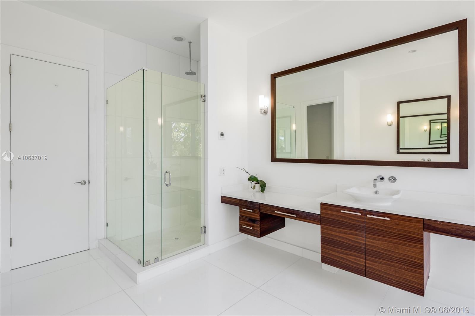 NORMANDY GOLF COURSE - Residential