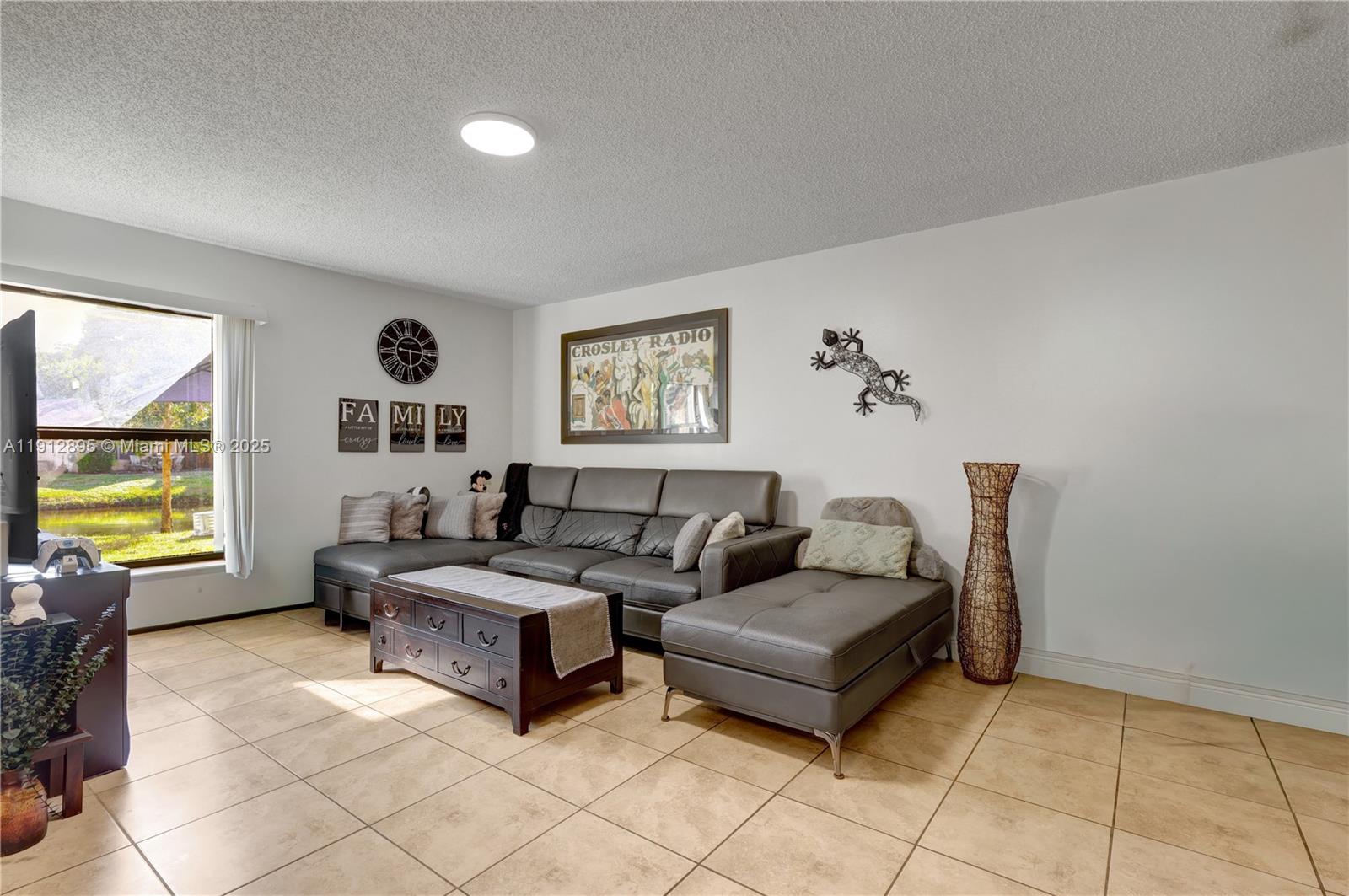 TARTAN COCONUT CREEK PHAS - Residential Lease