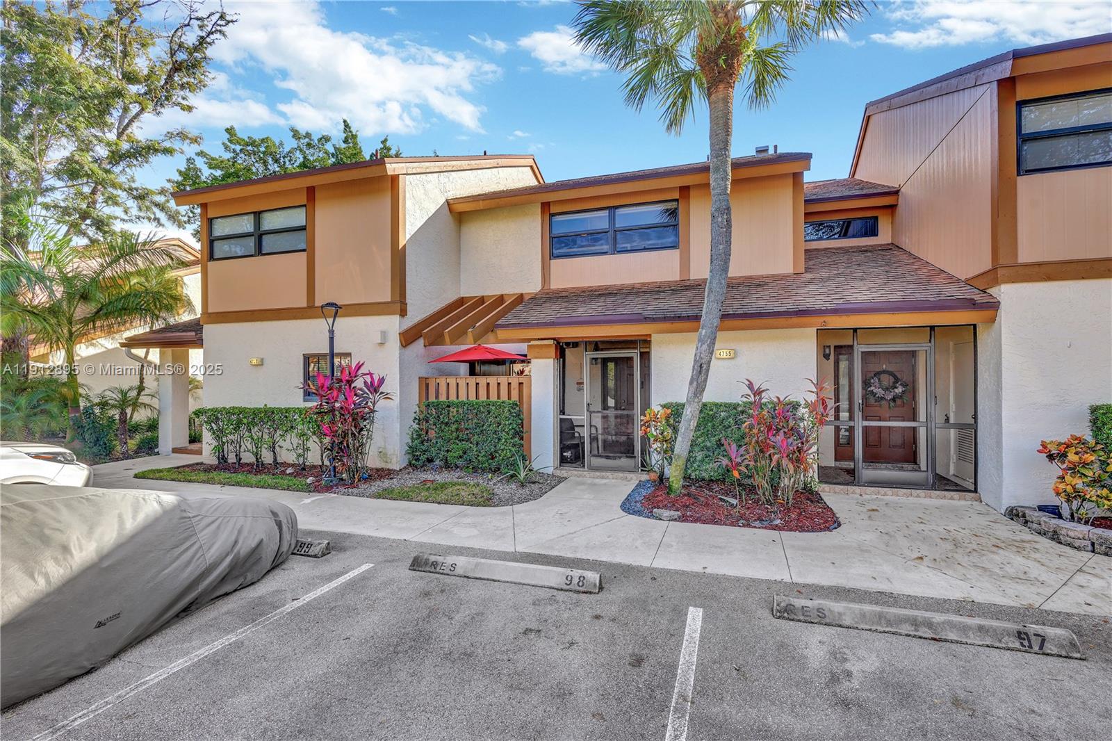 TARTAN COCONUT CREEK PHAS - Residential Lease