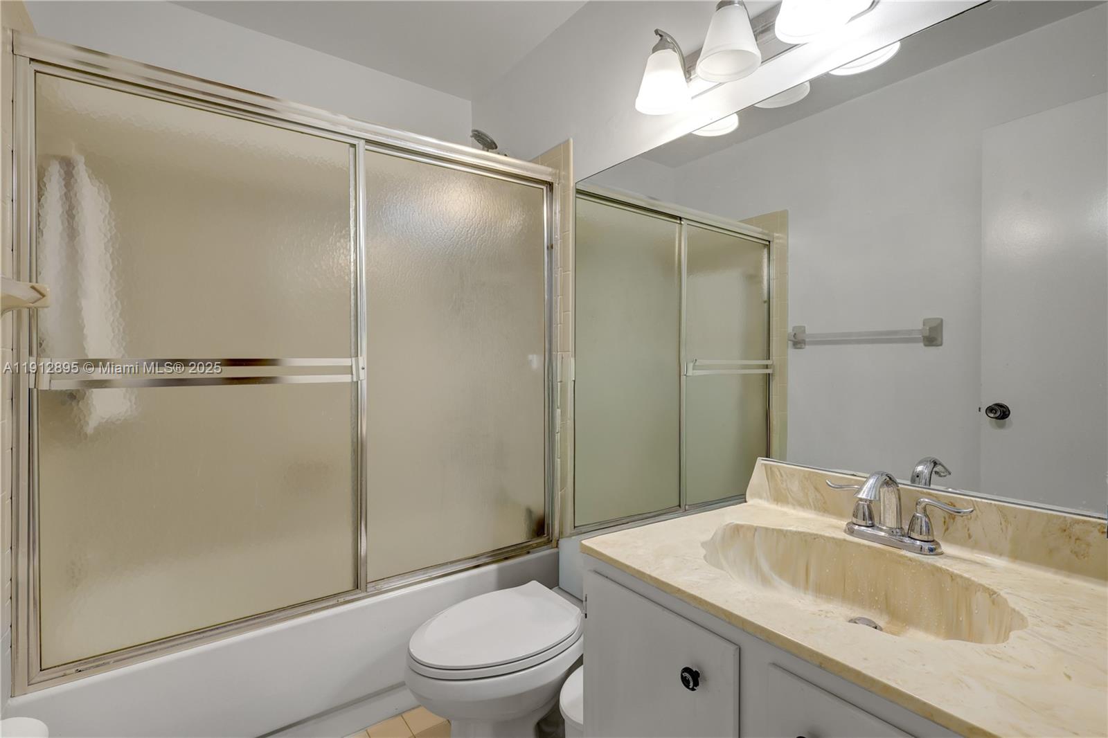 TARTAN COCONUT CREEK PHAS - Residential Lease