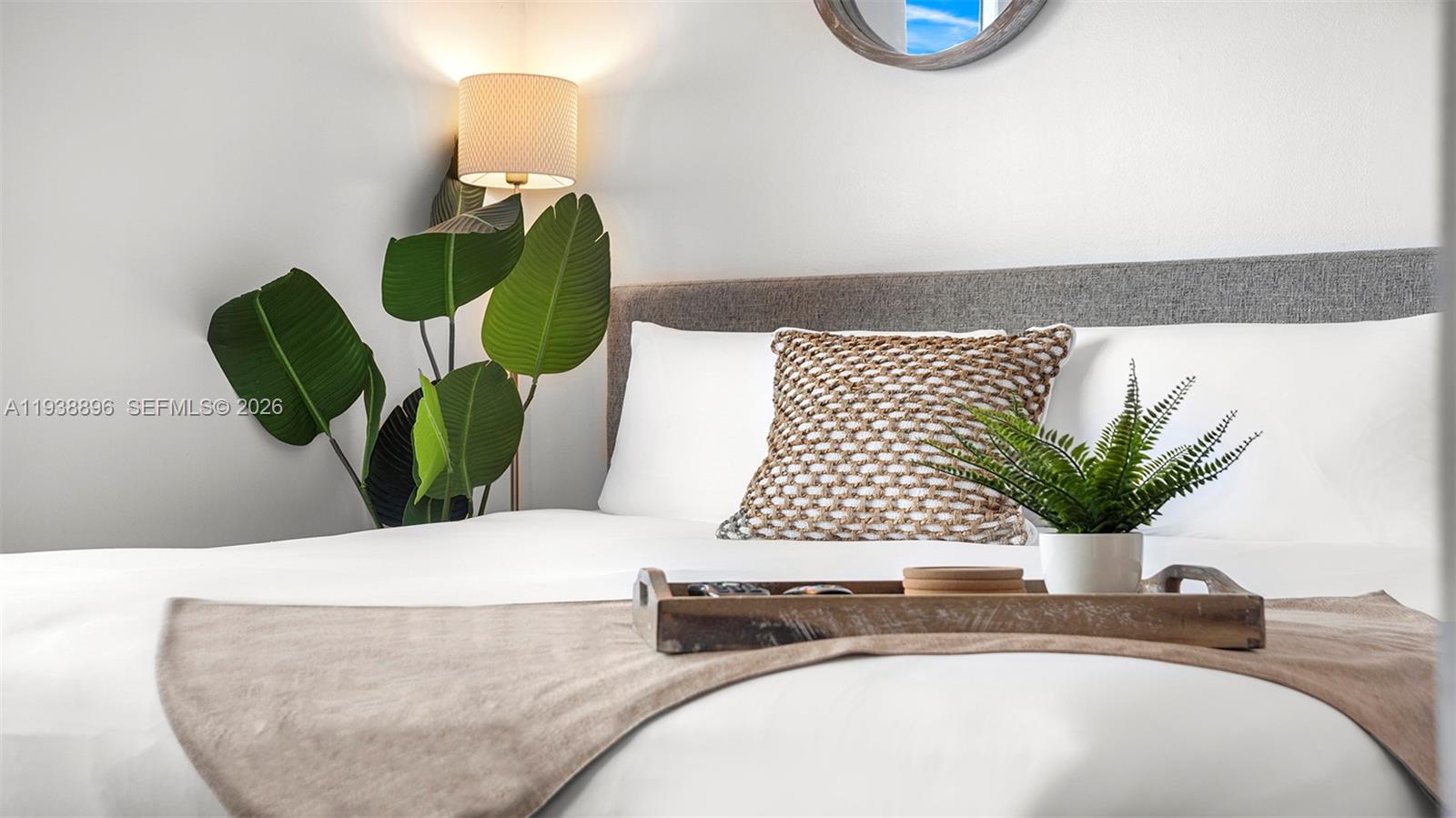 RONEY PALACE CONDO - Residential