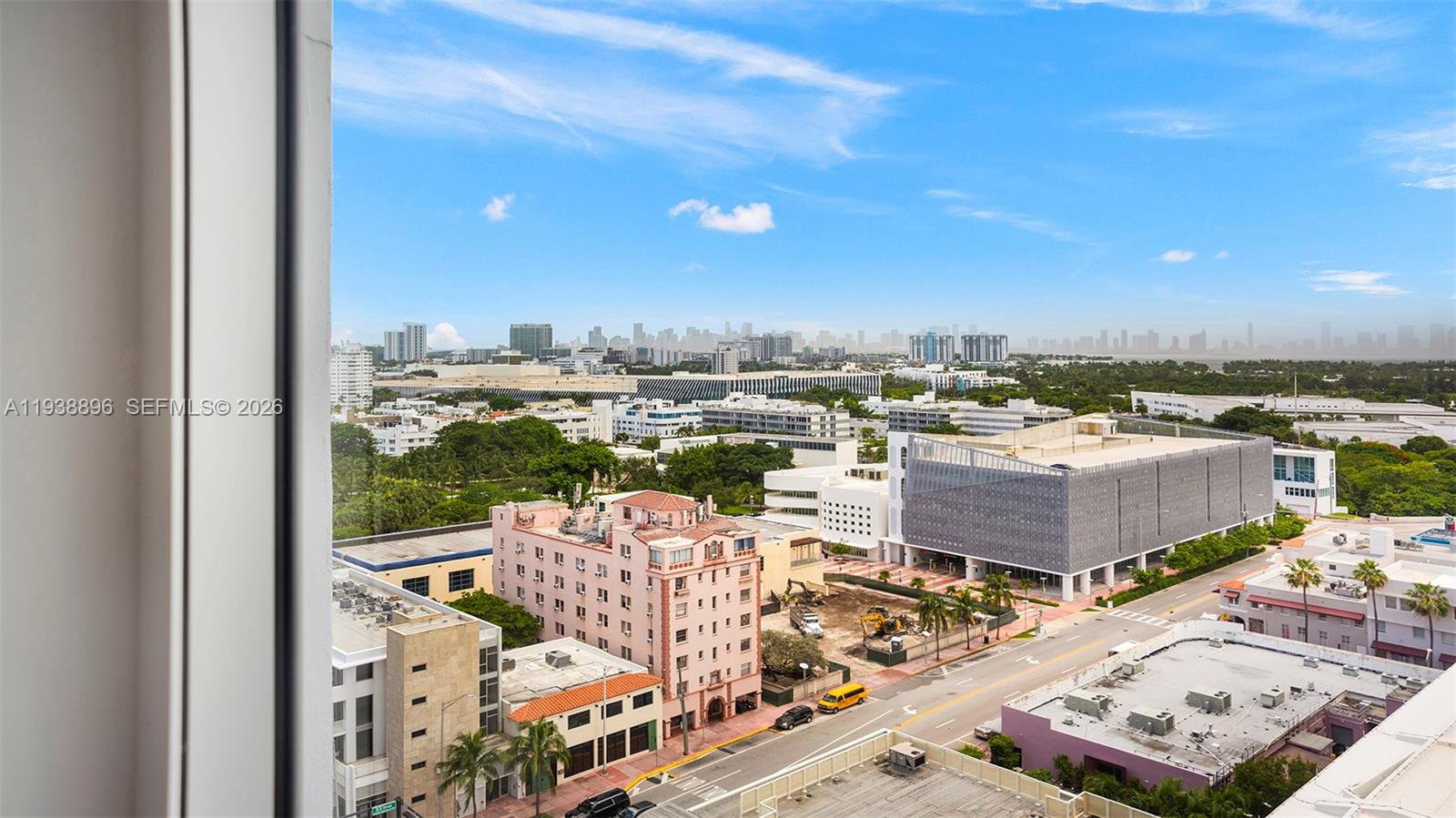 RONEY PALACE CONDO - Residential