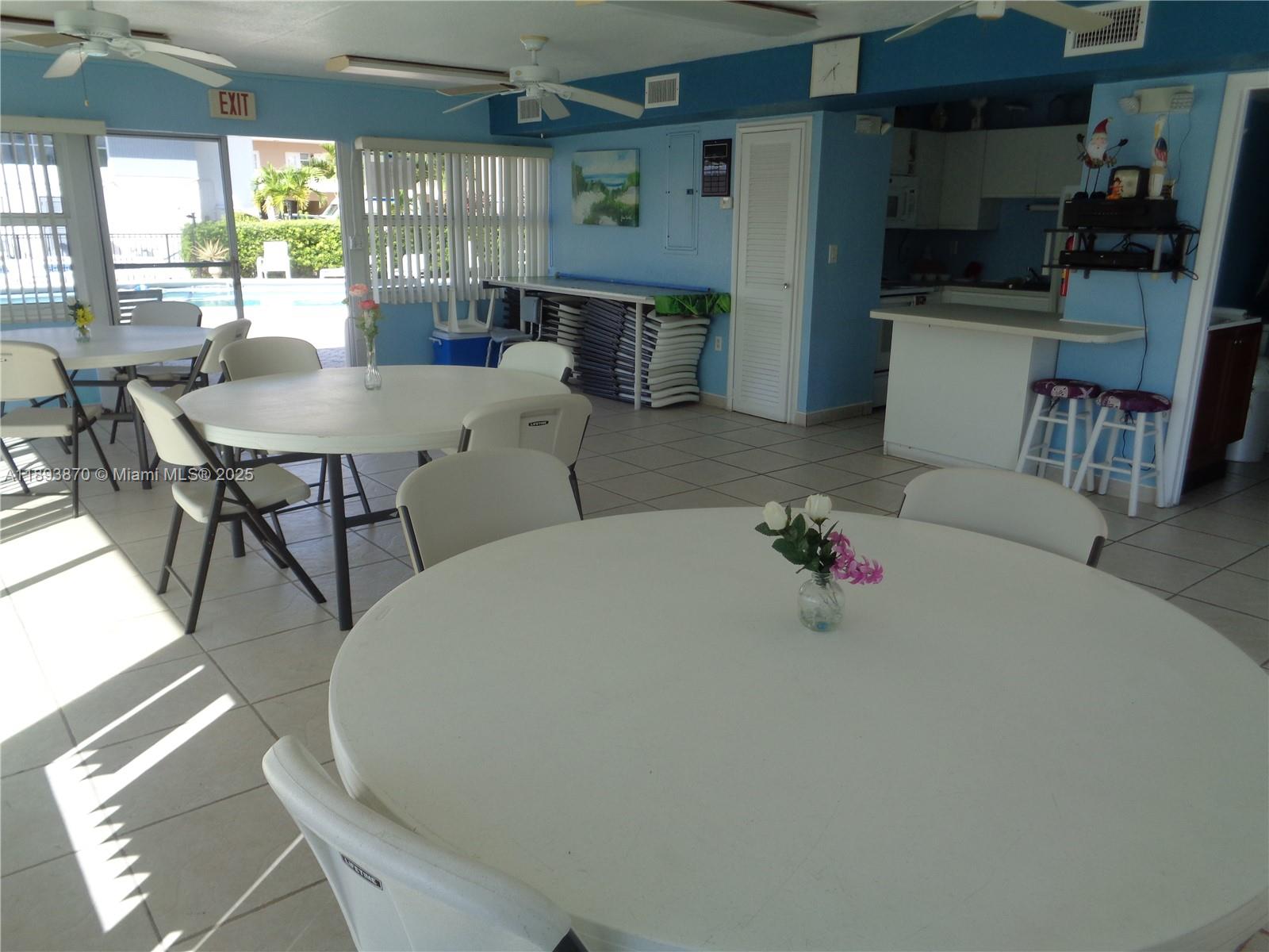 AMBASSADOR NORTH CO-OP - Residential