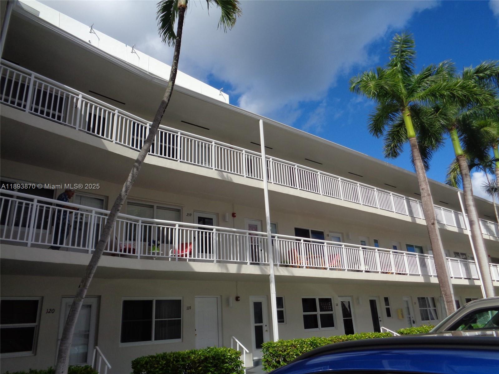 AMBASSADOR NORTH CO-OP - Residential