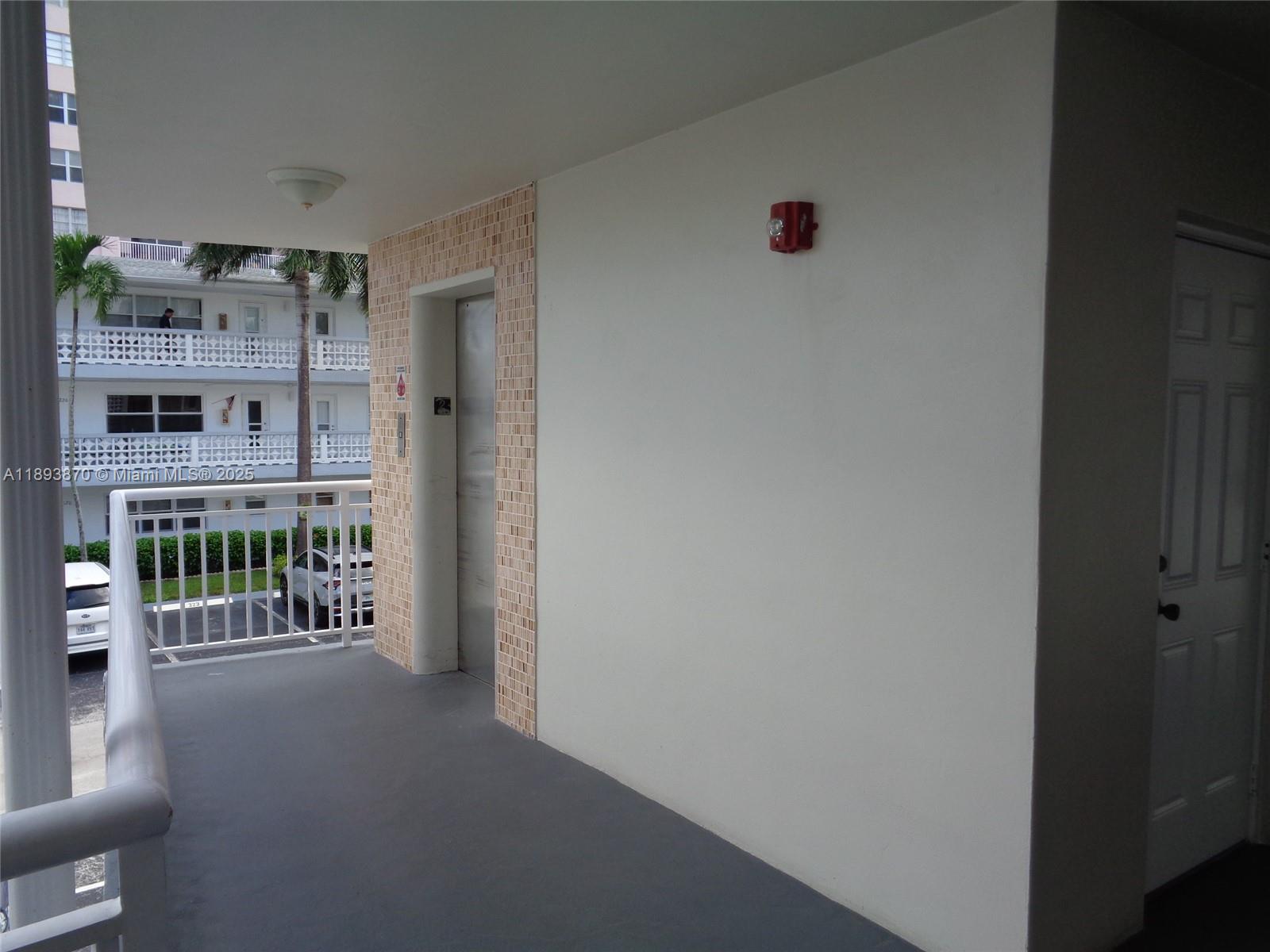AMBASSADOR NORTH CO-OP - Residential