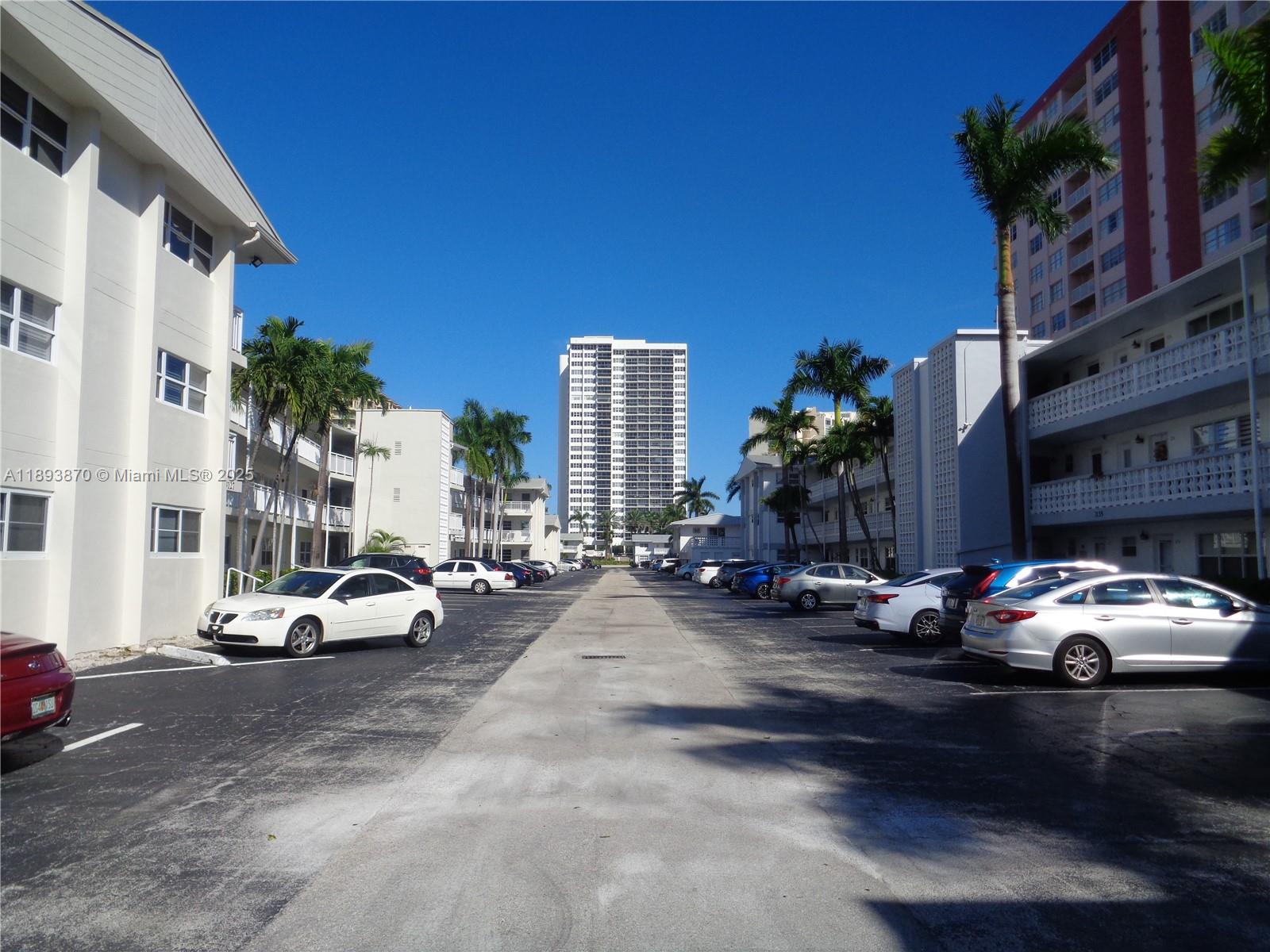 AMBASSADOR NORTH CO-OP - Residential