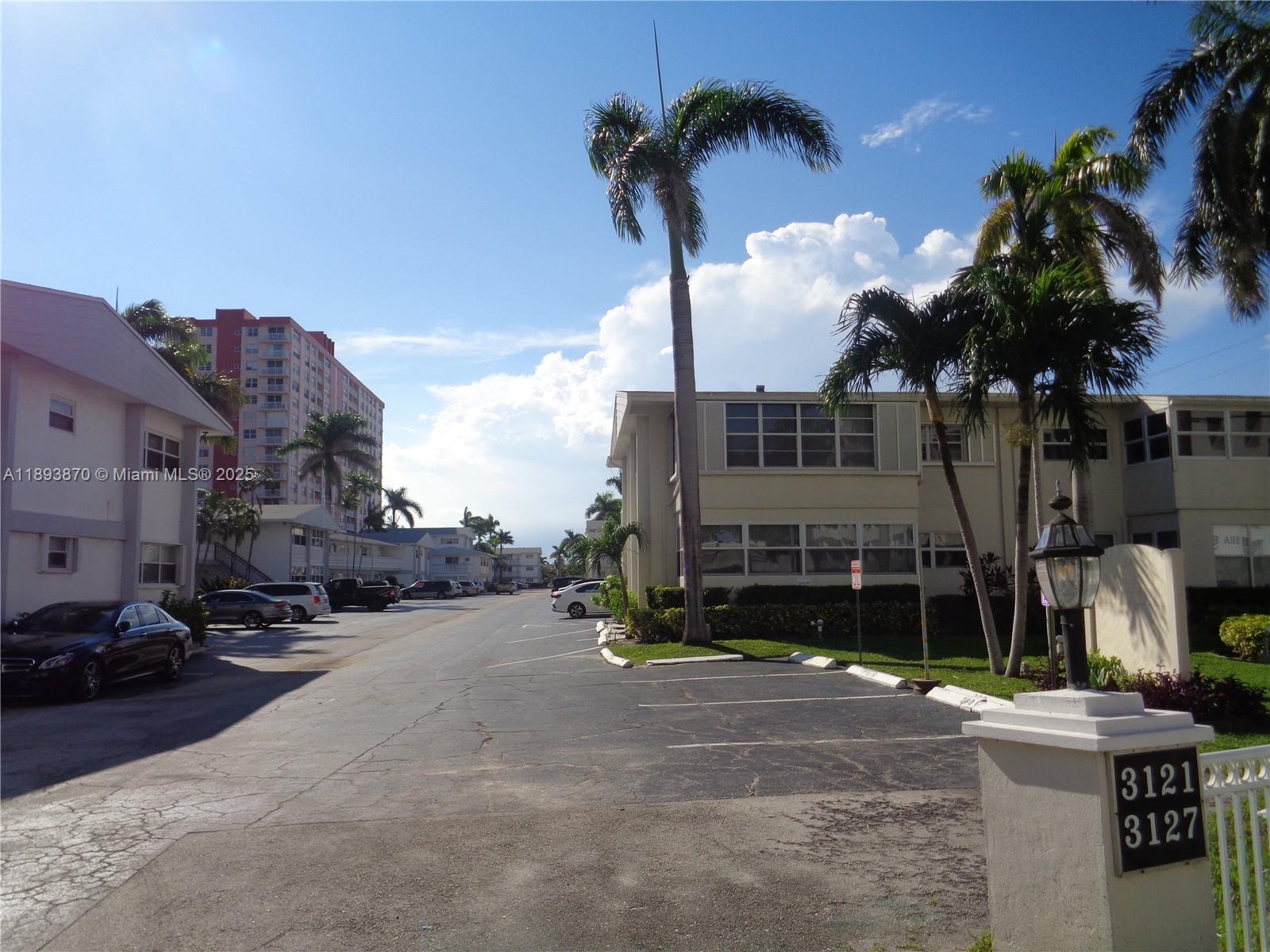 AMBASSADOR NORTH CO-OP - Residential