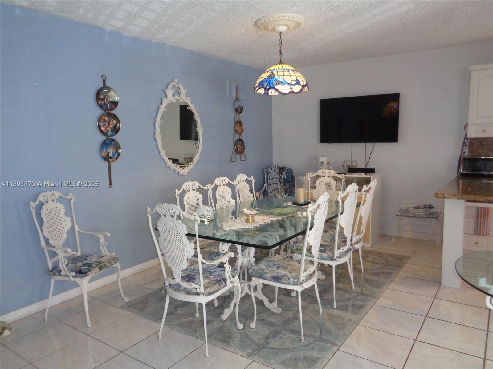 AMBASSADOR NORTH CO-OP - Residential