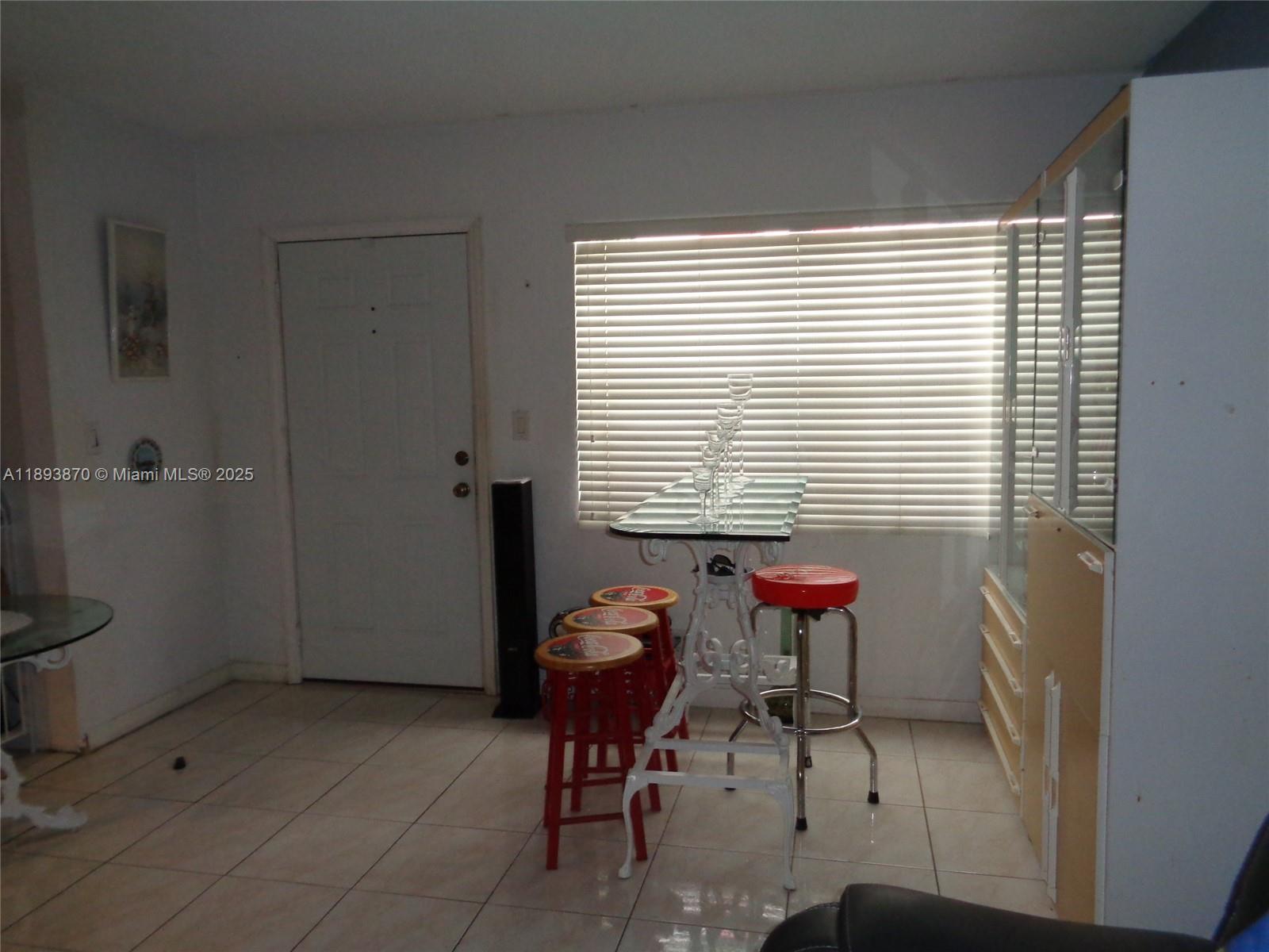 AMBASSADOR NORTH CO-OP - Residential