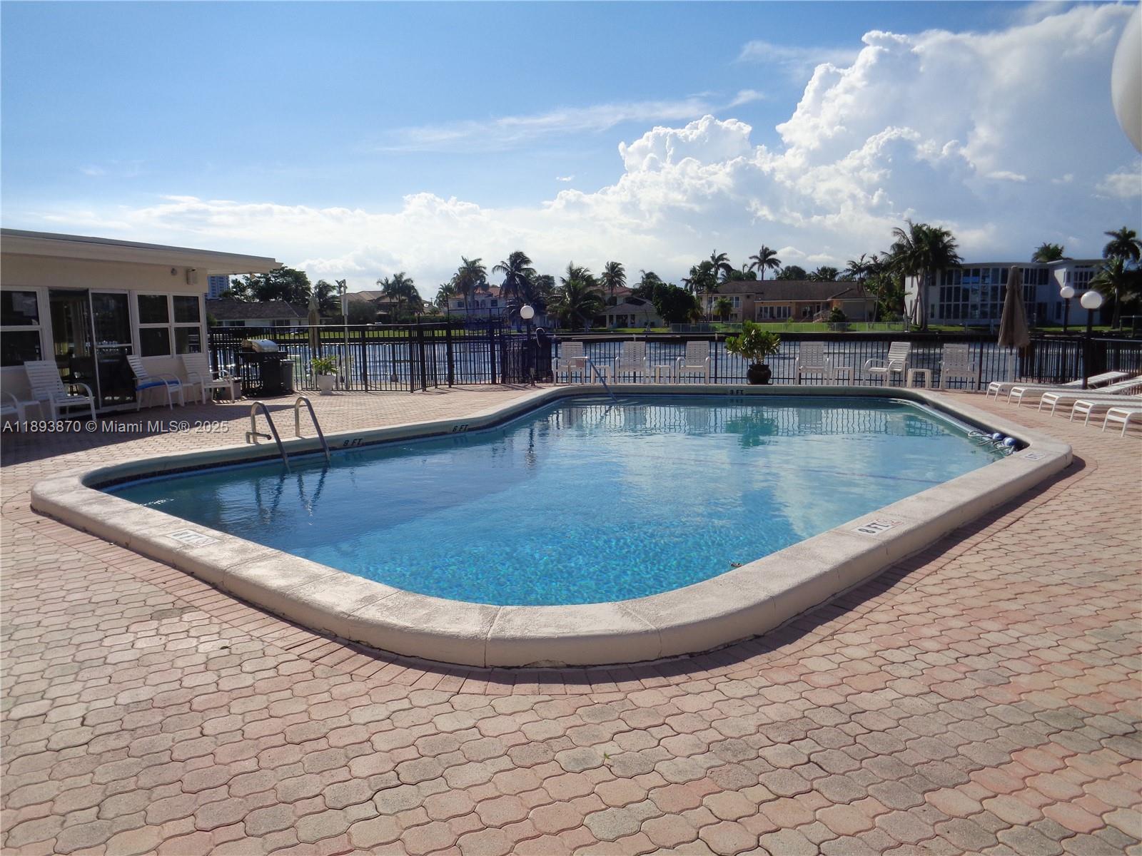 AMBASSADOR NORTH CO-OP - Residential