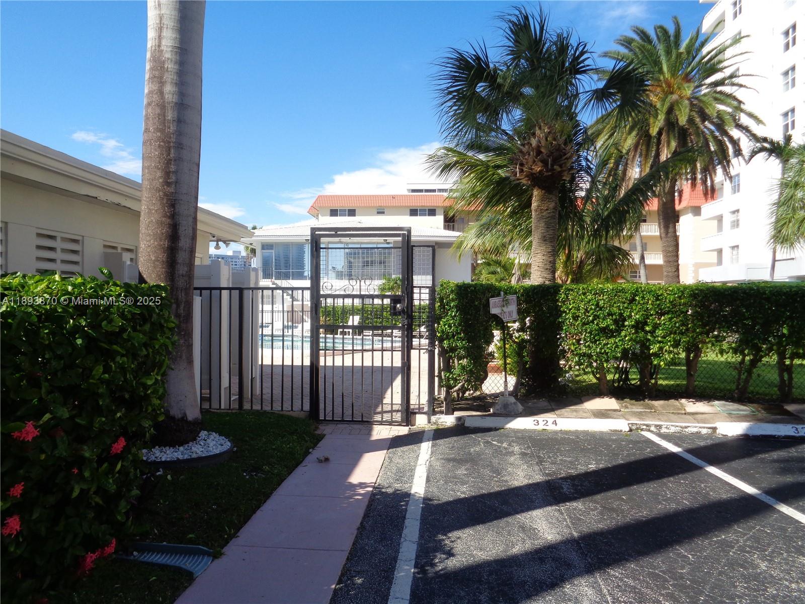 AMBASSADOR NORTH CO-OP - Residential