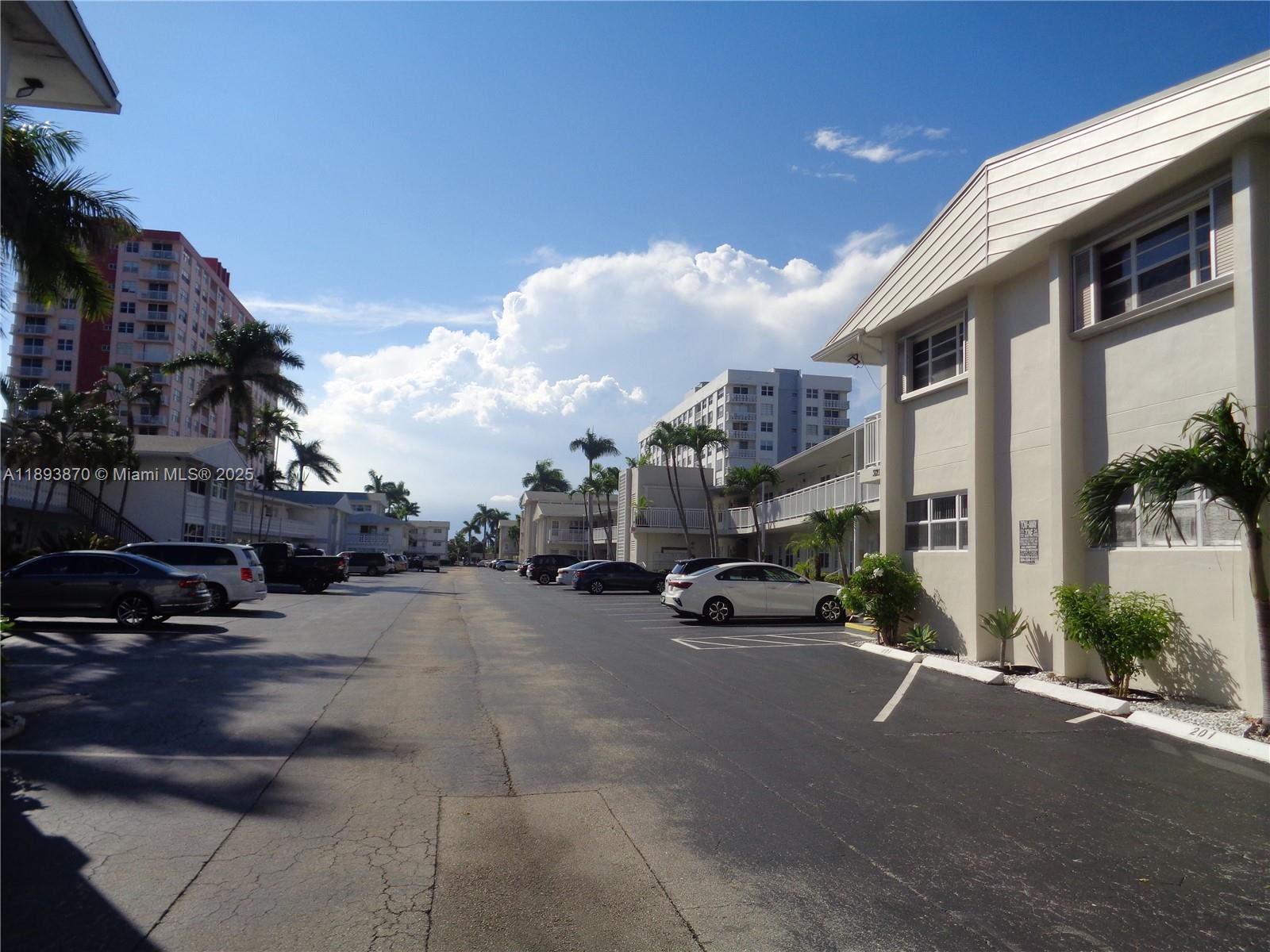 AMBASSADOR NORTH CO-OP - Residential