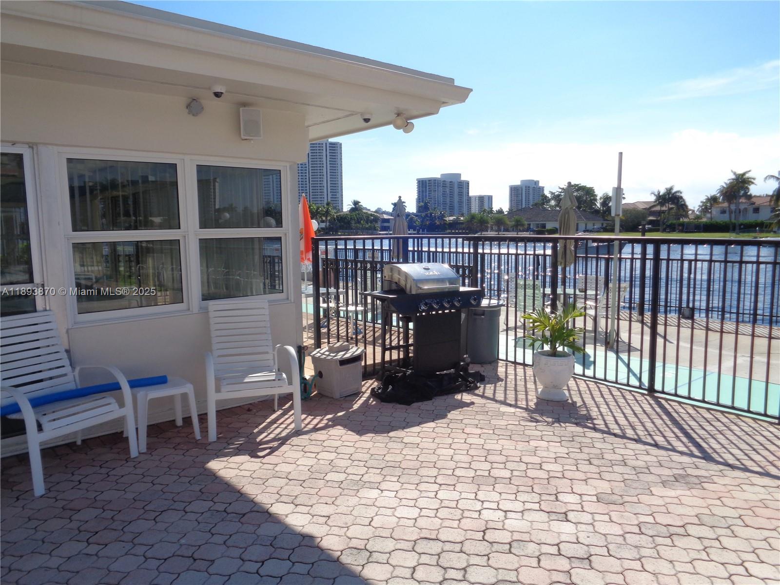 AMBASSADOR NORTH CO-OP - Residential