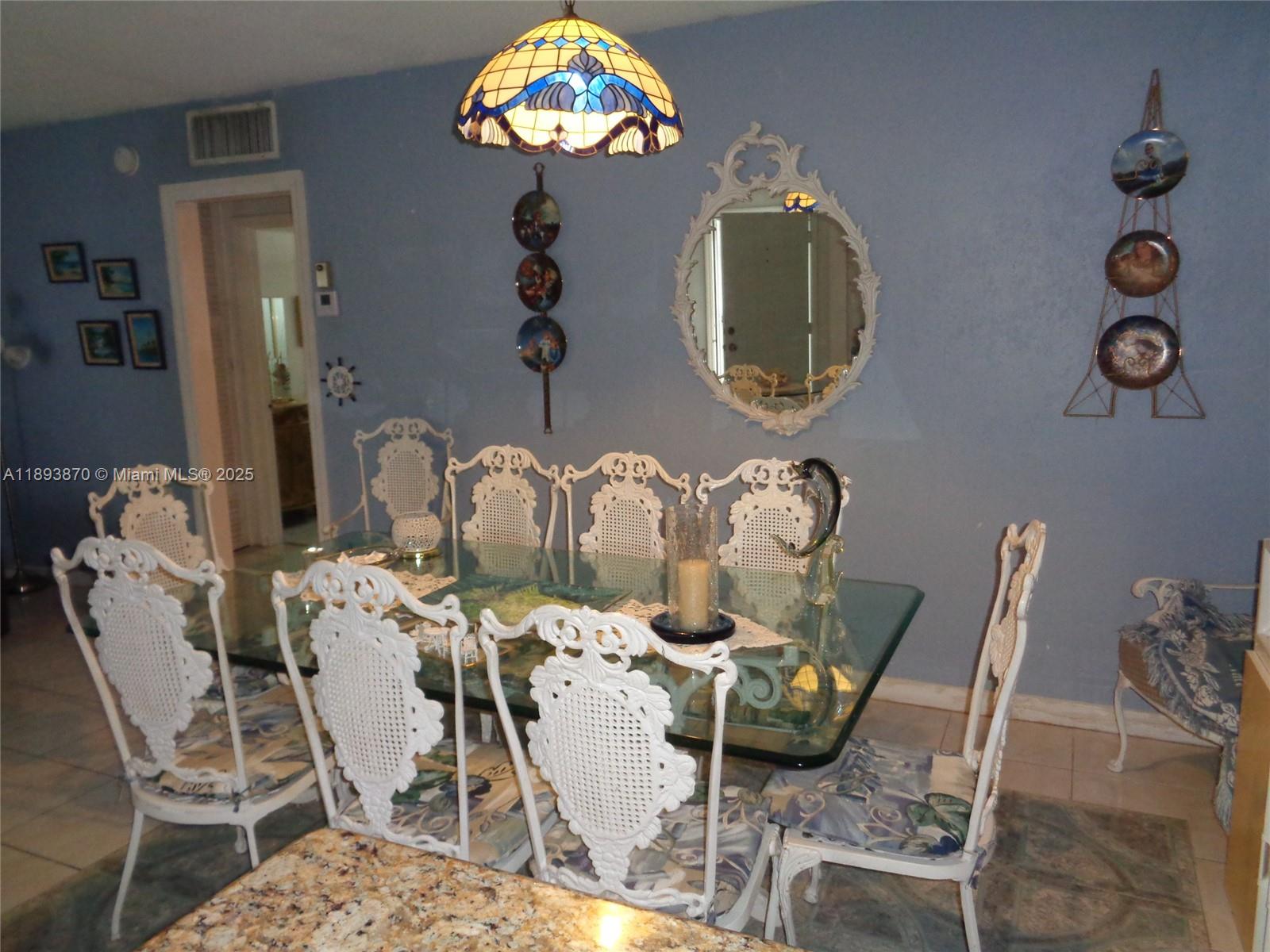 AMBASSADOR NORTH CO-OP - Residential