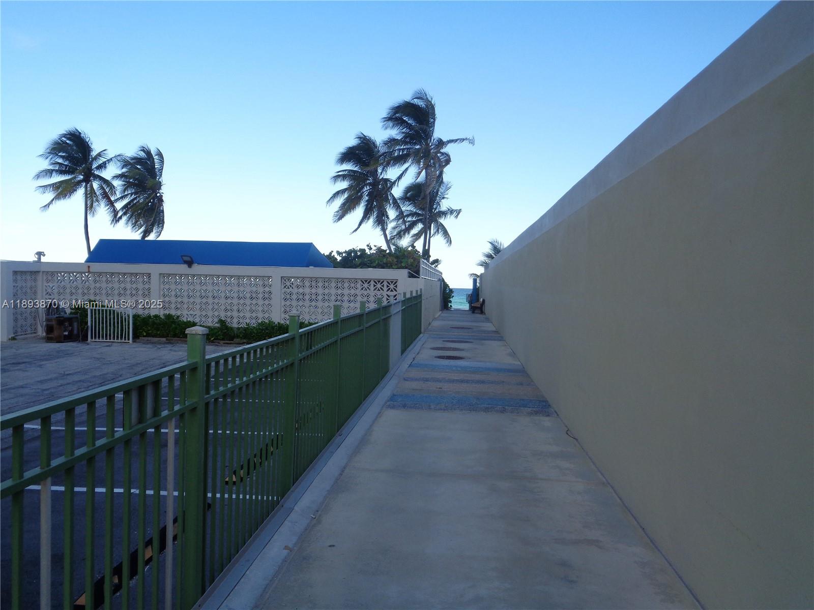 AMBASSADOR NORTH CO-OP - Residential