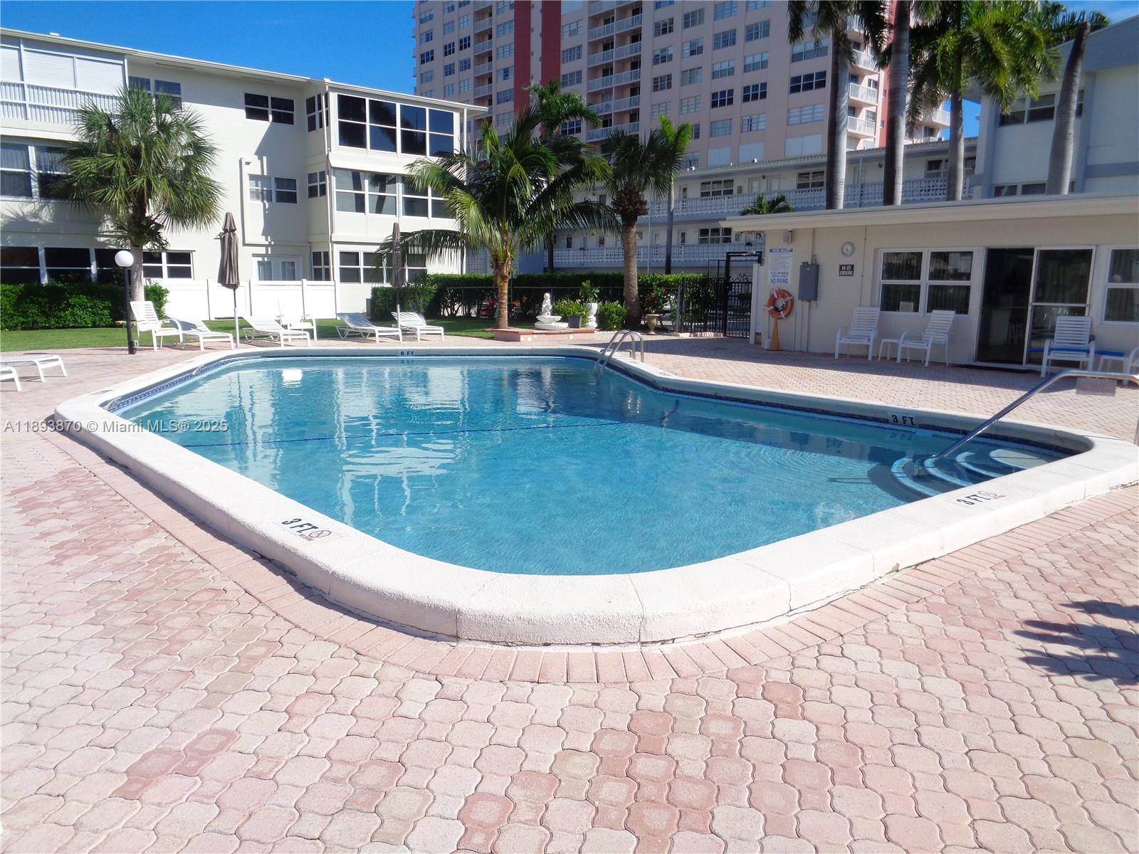 AMBASSADOR NORTH CO-OP - Residential