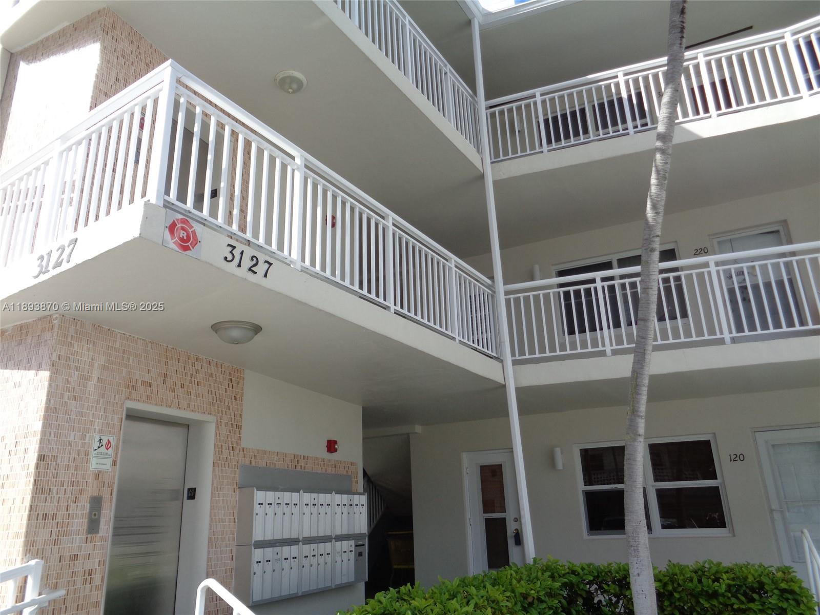 AMBASSADOR NORTH CO-OP - Residential