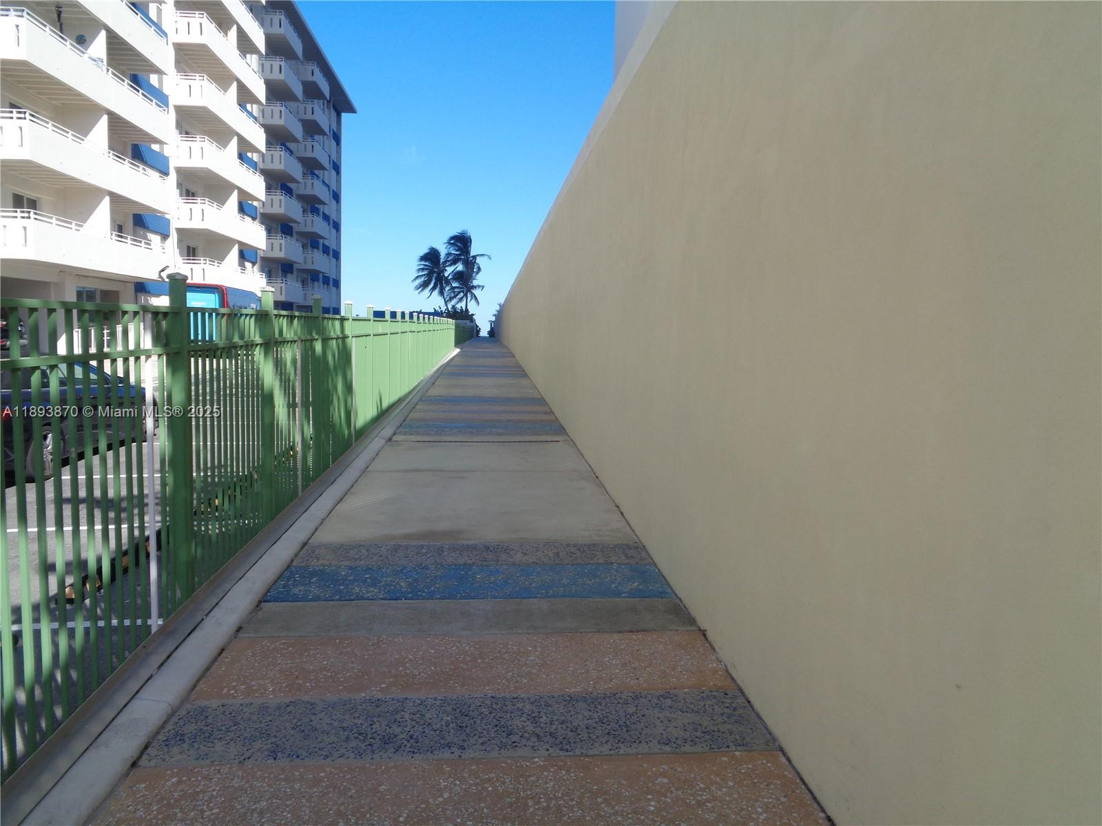 AMBASSADOR NORTH CO-OP - Residential