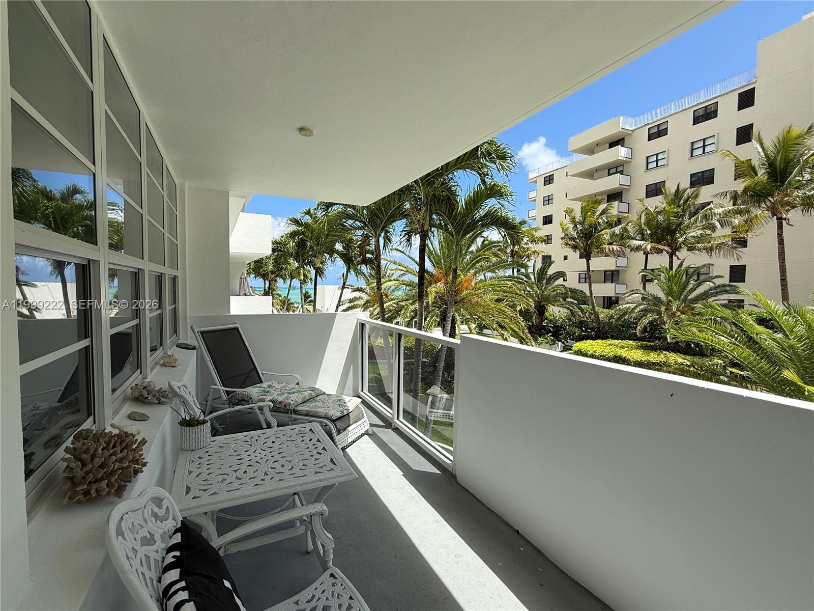 THE DECOPLAGE CONDO - Residential Lease