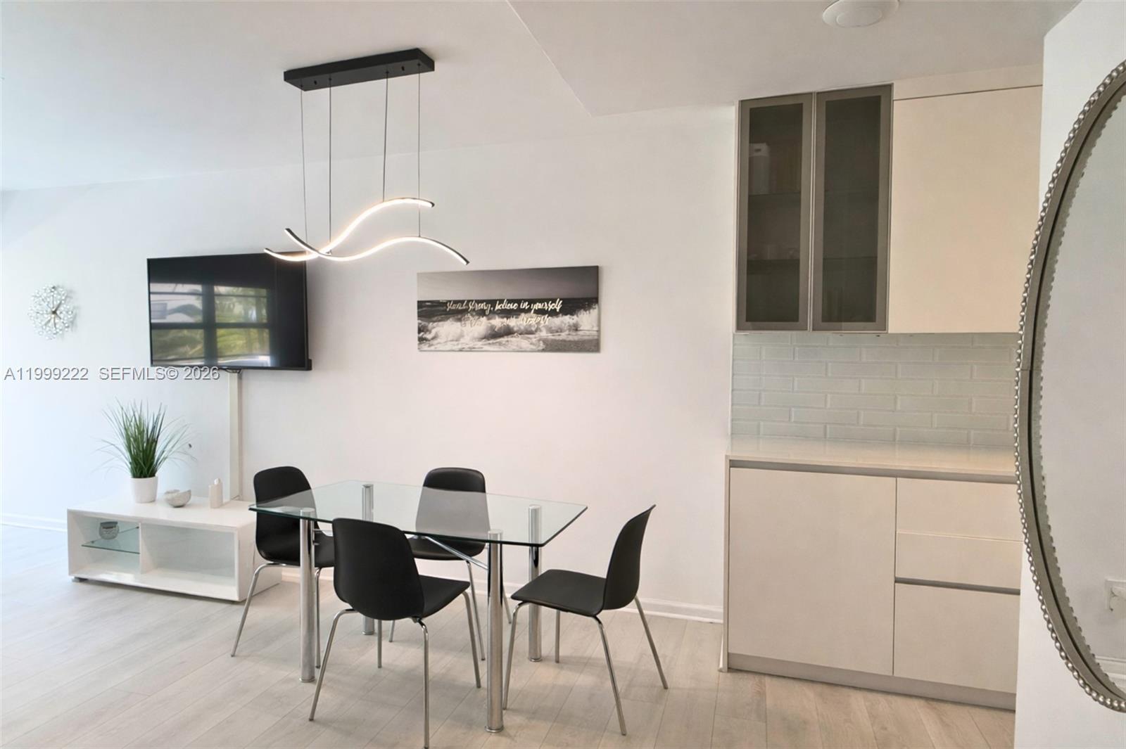 THE DECOPLAGE CONDO - Residential Lease