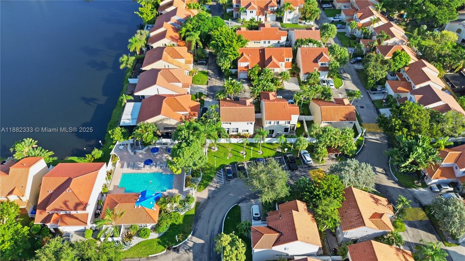 EMERALD POINTE - Residential