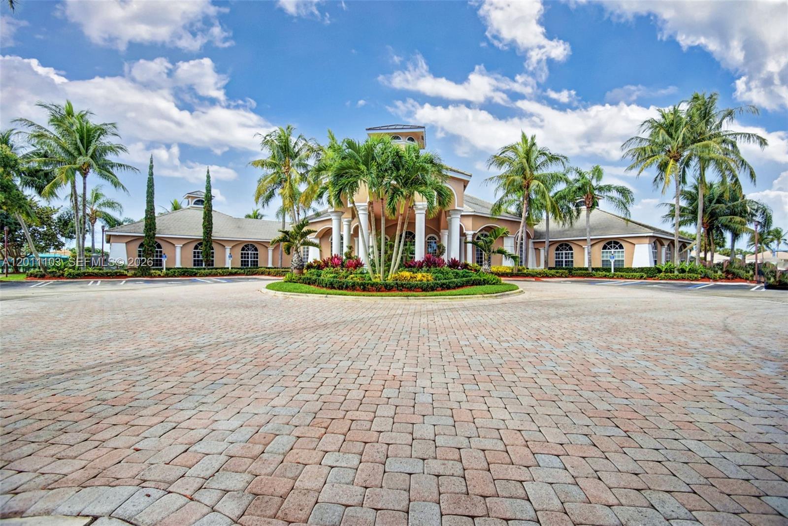 ANDROS ISLE PAR F - Residential