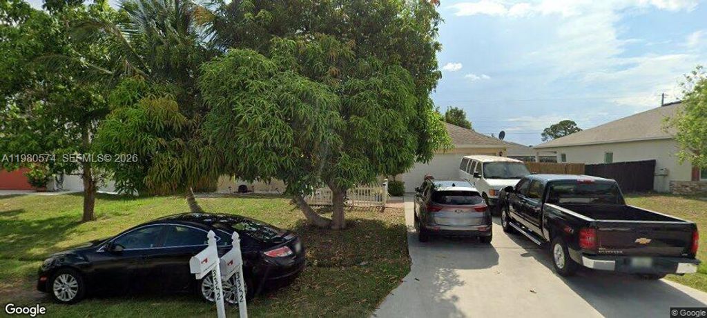 Photo of 3352 SW Himango St, Port St Lucie, FL 34953 (MLS # A11980574)