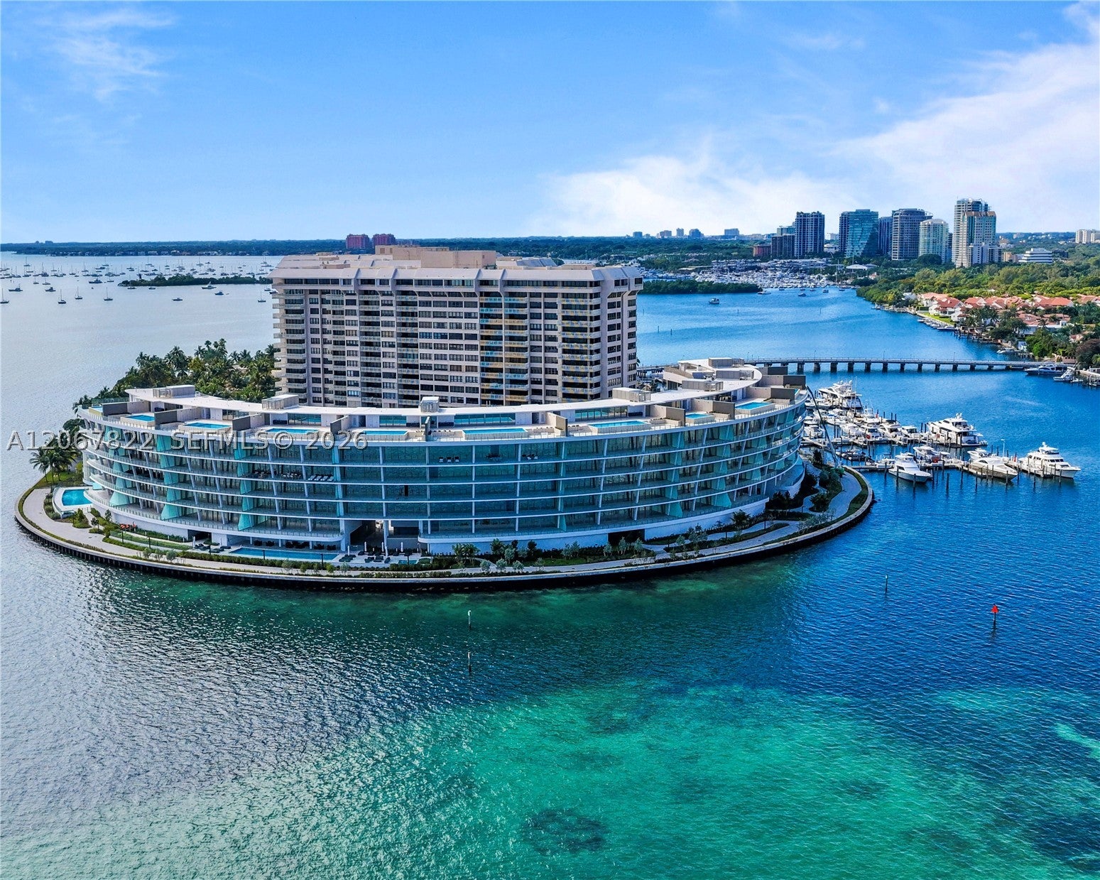 5 Grove Isle Dr