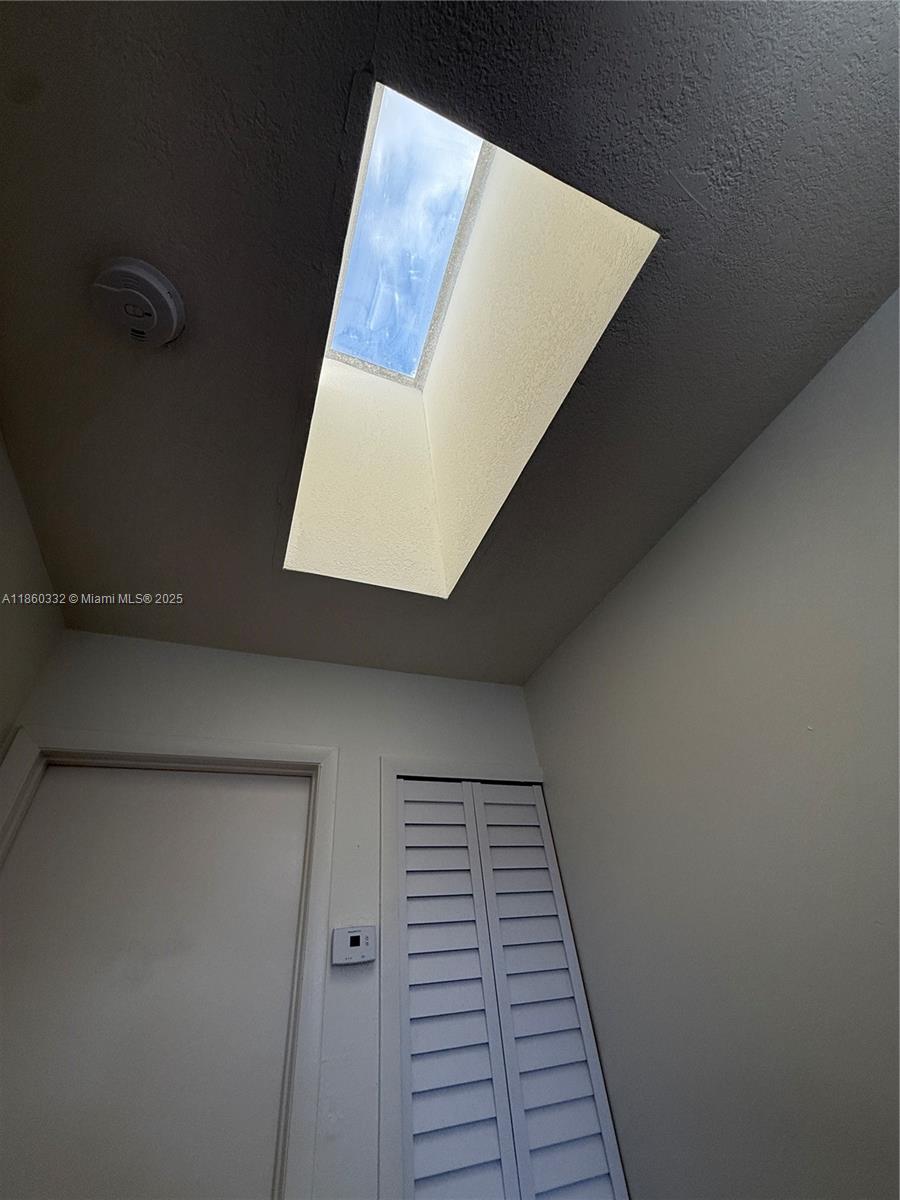 RAINBOW TOWNHOME CONDO - Residential